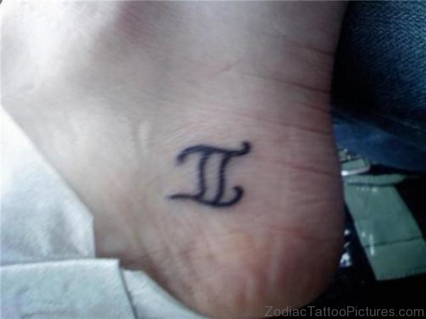 Gorgeous Gemini Tattoo On Foot