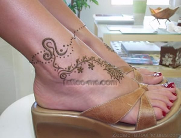 Henna Leo Tattoo