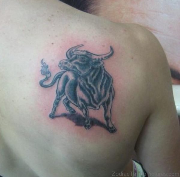 Man With Bull Taurus Tattoo On Right Back Shoulder