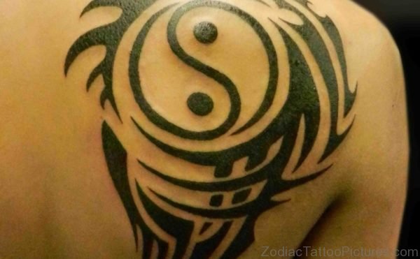 Yin Yang Tattoo On Right Shoulder Back 